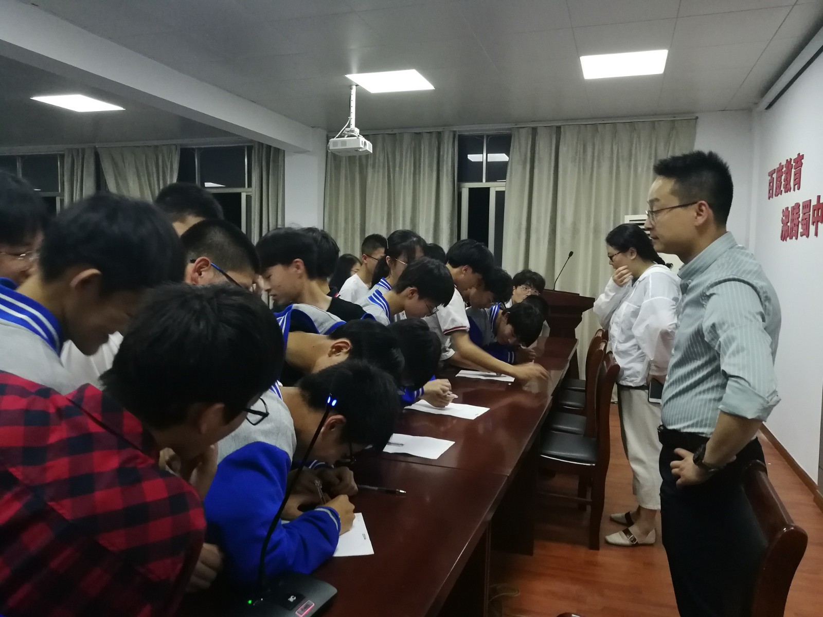 1558058751917904.jpg IMG_20190516_192347.jpg